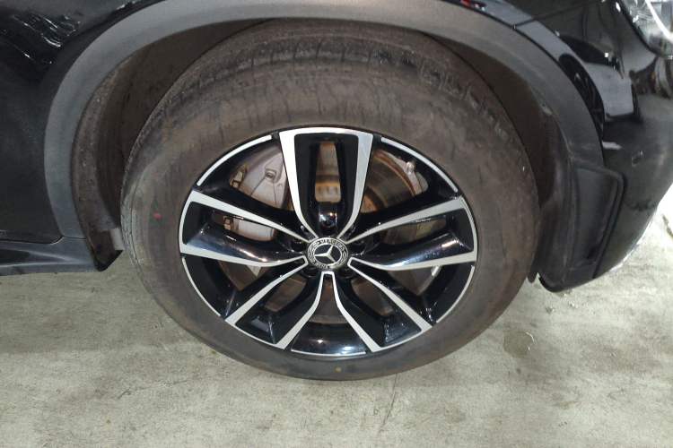 Used Mercedes-Benz GLC 2020 GLC 300 L 4MATIC Dynamic Edition Exterior 7