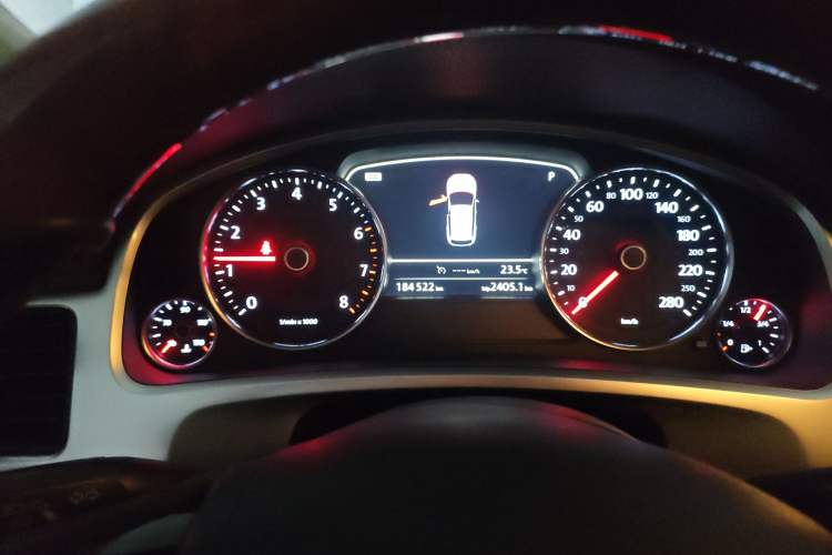 Used Volkswagen Touareg 2011 3.0 TSI Comfort Version