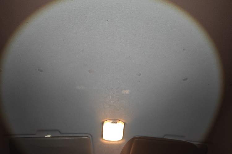 Used Dongfeng Yufeng Yufeng 2016 2.5T Lingyun Edition Yulibao Short Wheelbase Mid-Roof National V ZD25