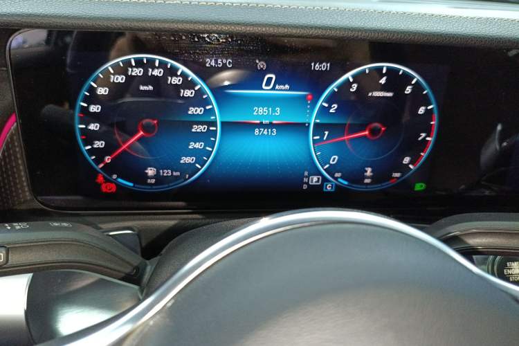 Used Mercedes-Benz GLB 2021 GLB 200 Fashion Model
