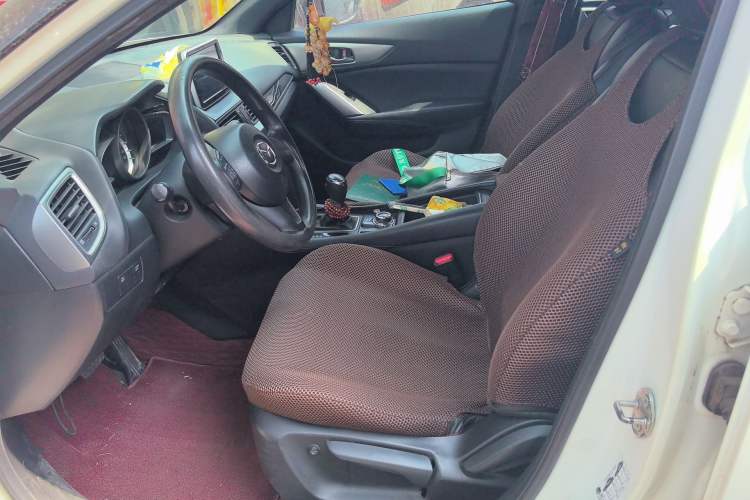 Used Mazda CX-4 2016 2.0L Automatic 2WD Blue Sky Dynamic Leather Edition Left Front Seat