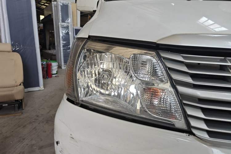 Used Jinbei Express 2020 2.0L Upgraded Version China VI Standard 6-Seater 1TZS