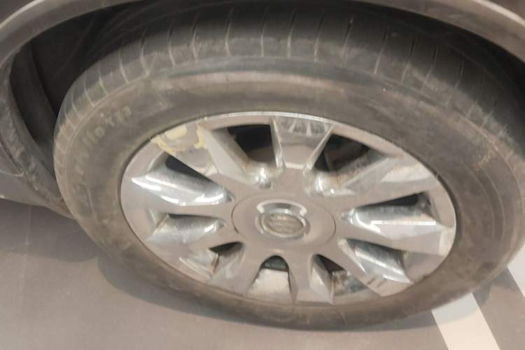 Used Buick Enclave 2010 3.6L Elite Edition
