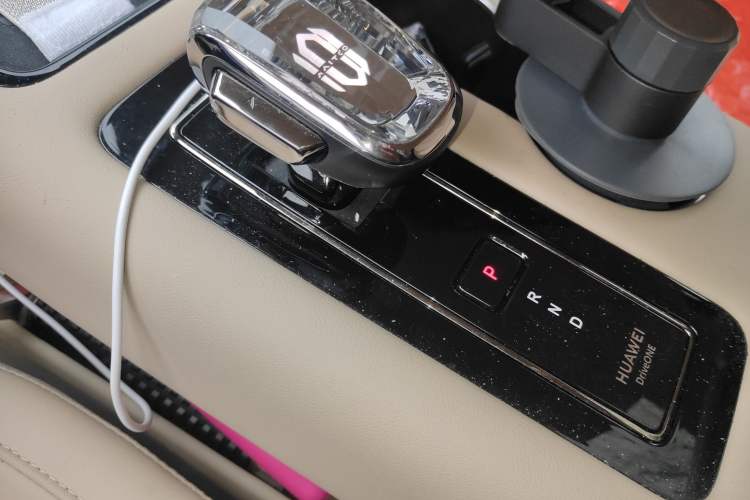 Used Hima AITO M5 2023 Extended-Range Four-Wheel Drive Intelligent Driving Version
