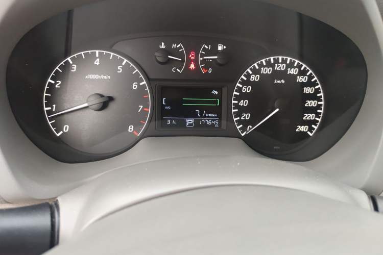 Used Nissan Sylphy 2014 1.6XV CVT Deluxe Edition