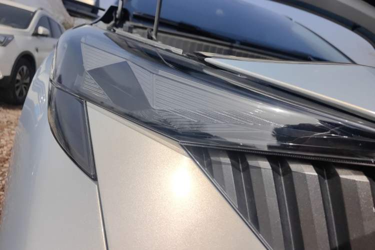 Used GAC Trumpchi GS3 2023 Shadow Speed 270T Dynamic Intelligence Edition Right Front Headlight