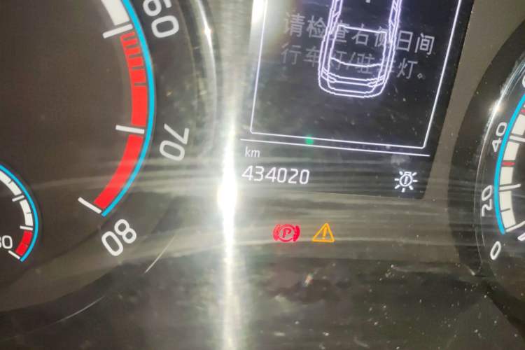 Used Skoda Superb 2019 TSI280 DSG Standard Edition Odometer Close Up