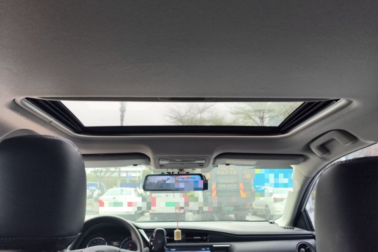 Used Toyota Corolla 2017 Revised Version 1.2T S-CVT GL-i
