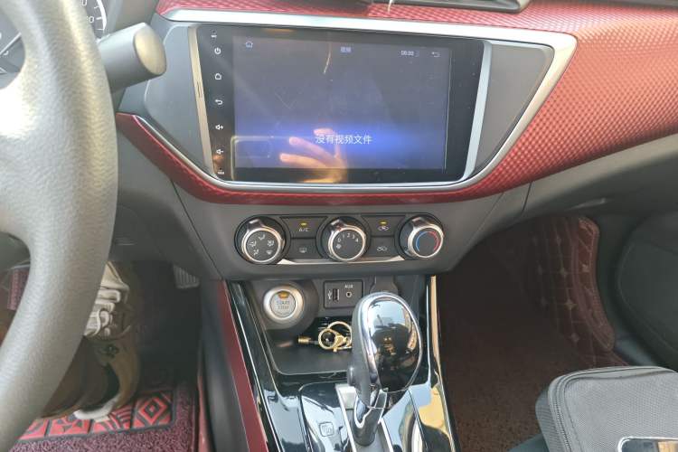 Used Nissan Lannia 2016 1.6L CVT Smart Cool Edition Audio And AC Panel