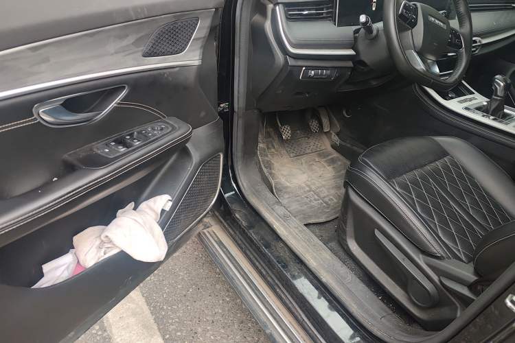 Used JETOUR X70 PLUS 2023 1.5T Manual Warrior PRO 7-Seater