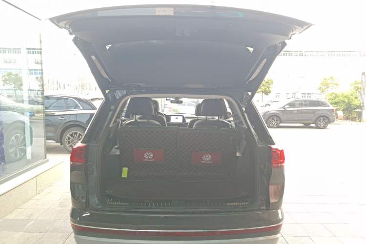 Used Volkswagen Talagon 2023 Facelift 380TSI All-Wheel-Drive Luxury Jiajing Pro 6-Seater
