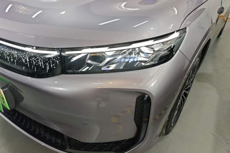 Used VOYAH FREE 2025 Model FREE+ Four-Wheel-Drive Qiankun Edition Left Front Headlight