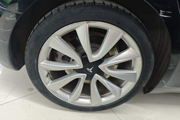 Used Tesla Model 3 2020 Revised Version Standard Range Rear-Wheel Drive – Upgraded Edition
