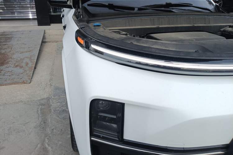 Used Li Auto L8 2023 Air model