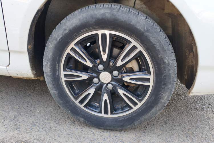 Used BYD F3 2018 1.5L Manual Classic Model Right Front Wheel Hub