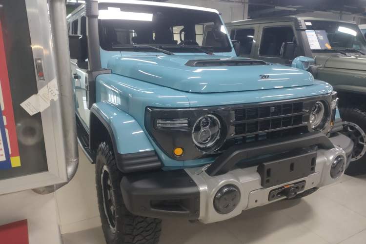 Used 212 T01 2025 2.0T Changfeng
