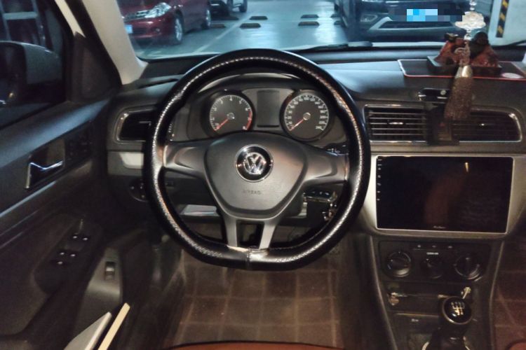 Used Volkswagen Lavida 2017 1.6L Manual Fashion Edition