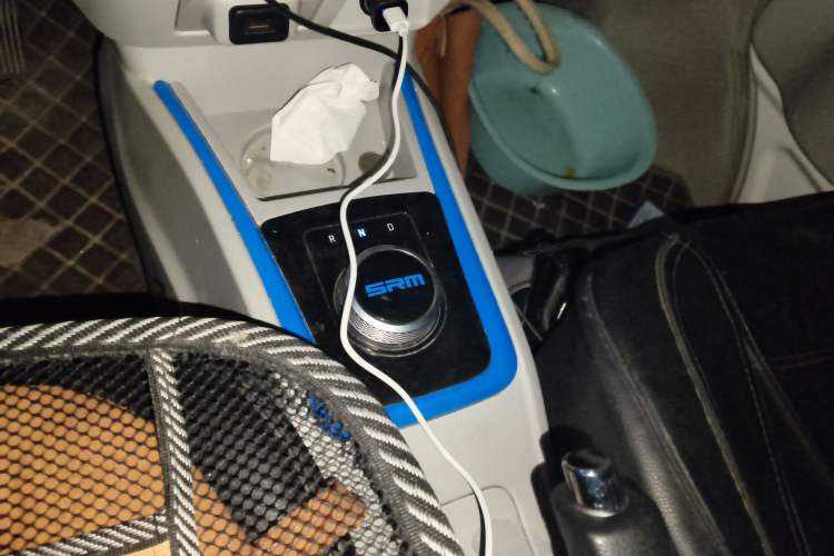 Used SRM Haoyun 2023 Launch Edition Entrepreneurial Van Gear Lever