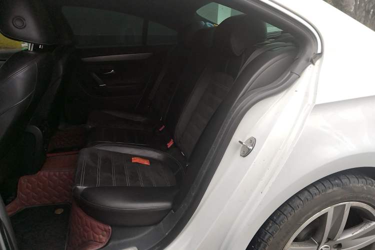 Used Volkswagen FAW-Volkswagen CC 2013 1.8TSI Luxury Model Left Rear Seat