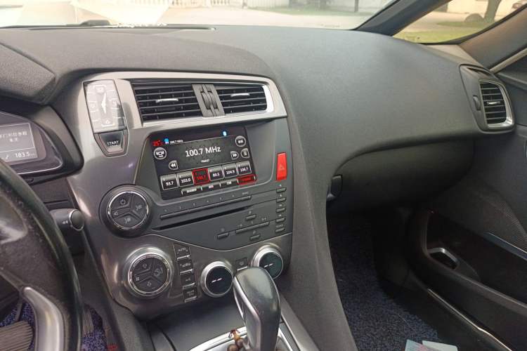 Used DS 5 2014 1.6T Luxury Edition THP160 Audio And AC Panel