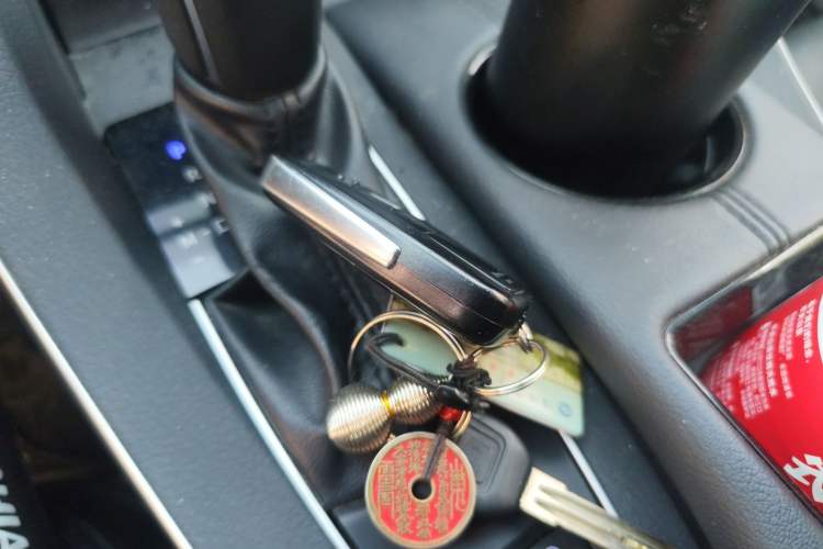 Used Toyota Avalon 2019 2.0L Luxury Edition China VI Standard