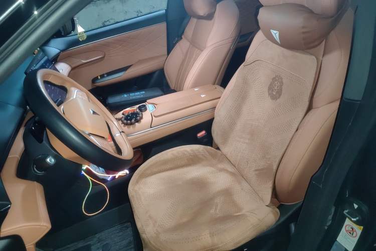 Used Deepal S07 2024 215Max Range-Extended Version Left Front Seat