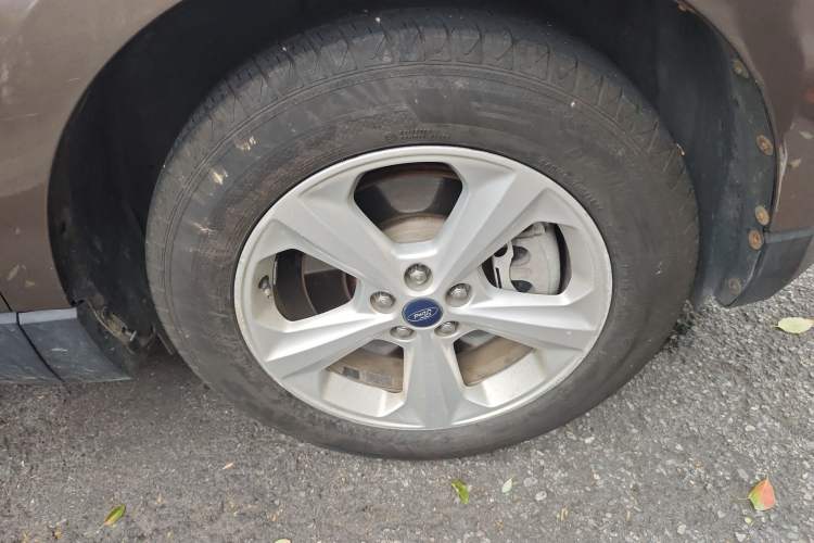 Used Ford Edge 2016 EcoBoost 245 Two-Wheel-Drive Titanium 5-Seater