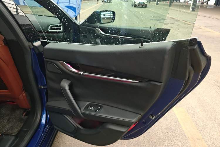 Used Maserati Ghibli 2014 3.0T Standard Edition
