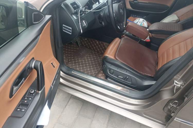 Used Volkswagen FAW-Volkswagen CC 2015 2.0 TSI Ultimate Model
