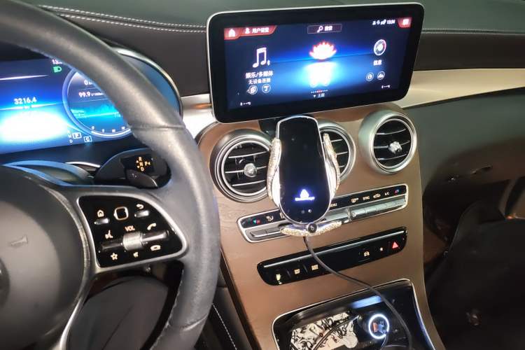 Used Mercedes-Benz GLC 2020 GLC 260 L 4MATIC Luxury Model Audio And AC Panel