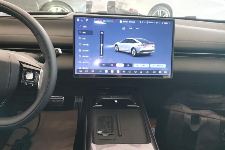 Used Deepal L07 2024 230Max Qiankun Intelligent Driving ADS SE Range-Extended Version
