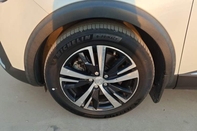 Used Peugeot 5008 2017 380THP 7-Seater Elite Edition
