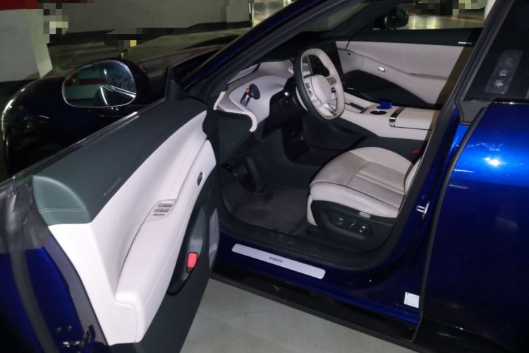 Used Xiaomi Auto YU7 2025 Ultra-Long Range High-Performance All-Wheel-Drive Max Edition
