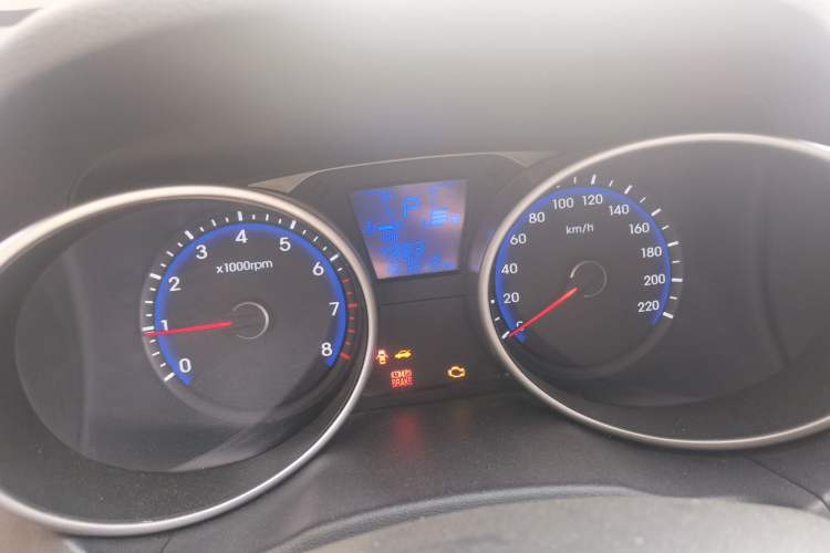 Used Hyundai ix35 2010 2.0L Automatic Two-Wheel Drive Elite Edition GLS Odometer Close Up