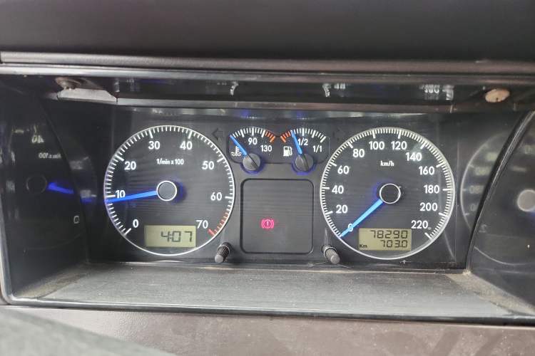 Used Volkswagen Santana Classic 2004 1.8L Standard Edition Instrument Cluster