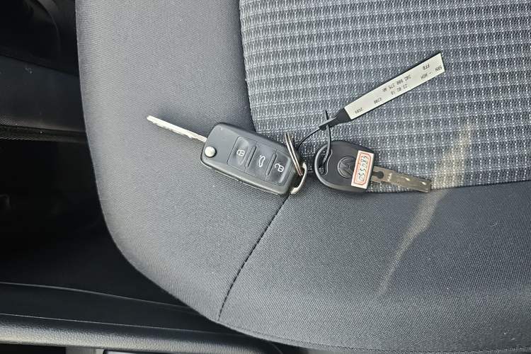 Used Volkswagen Santana 2016 1.6L Manual Fashion Edition