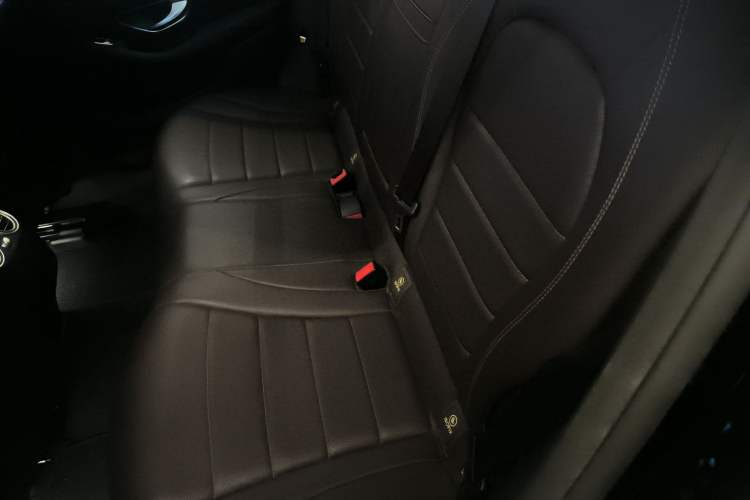 Used Mercedes-Benz GLC 2017 GLC 260 4MATIC Luxury Model
