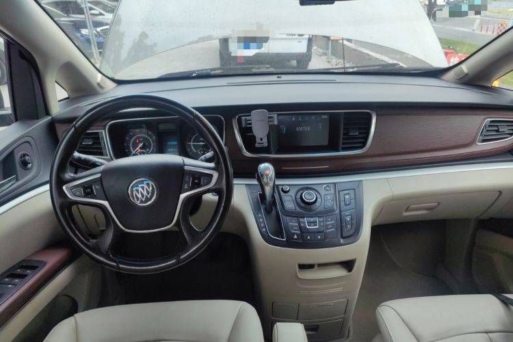 Used Buick GL8 2017 25S Luxury Version China V Standard Center Console