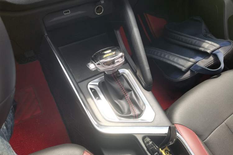 Used Geely Auto Vision X3 2021 PRO 1.5L CVT Deluxe Model
