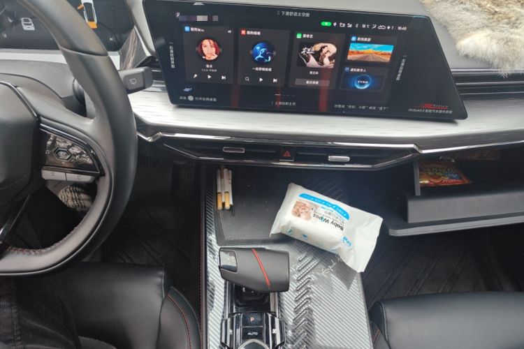 Used CHANGAN OSHAN Z6 2022 Blue Whale 1.5T DCT Smart Edition