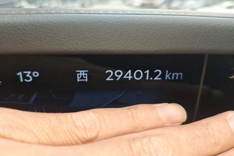 Used Lincoln Nautilus 2023 2.0T All-Wheel-Drive Zunrui Hybrid Version
