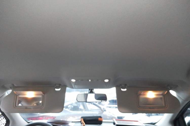 Used Nissan Murano 2021 2.5L XE Two-Wheel Drive Elite Edition Headliner