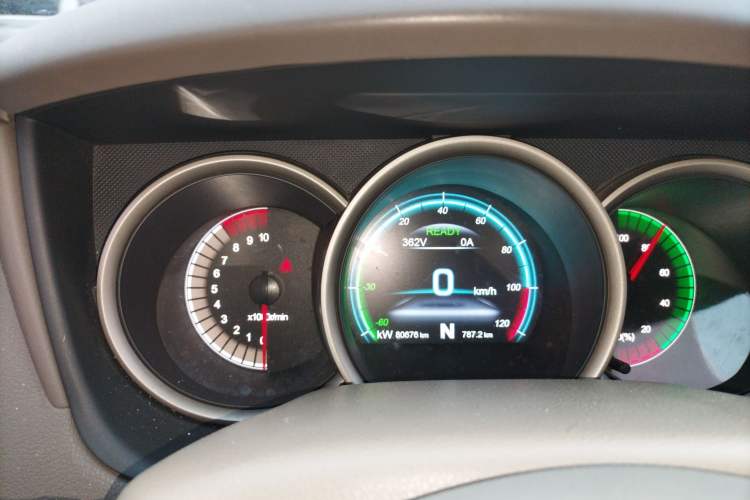 Used Dongfeng Junfeng E11K 2019 Standard Model