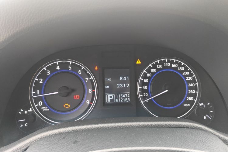 Used Infiniti G Series 2013 G25 Sedan Luxury Sport Edition Odometer Close Up