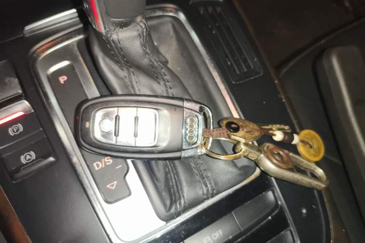 Used Audi A4L 2013 35 TFSI Automatic Comfort Model
