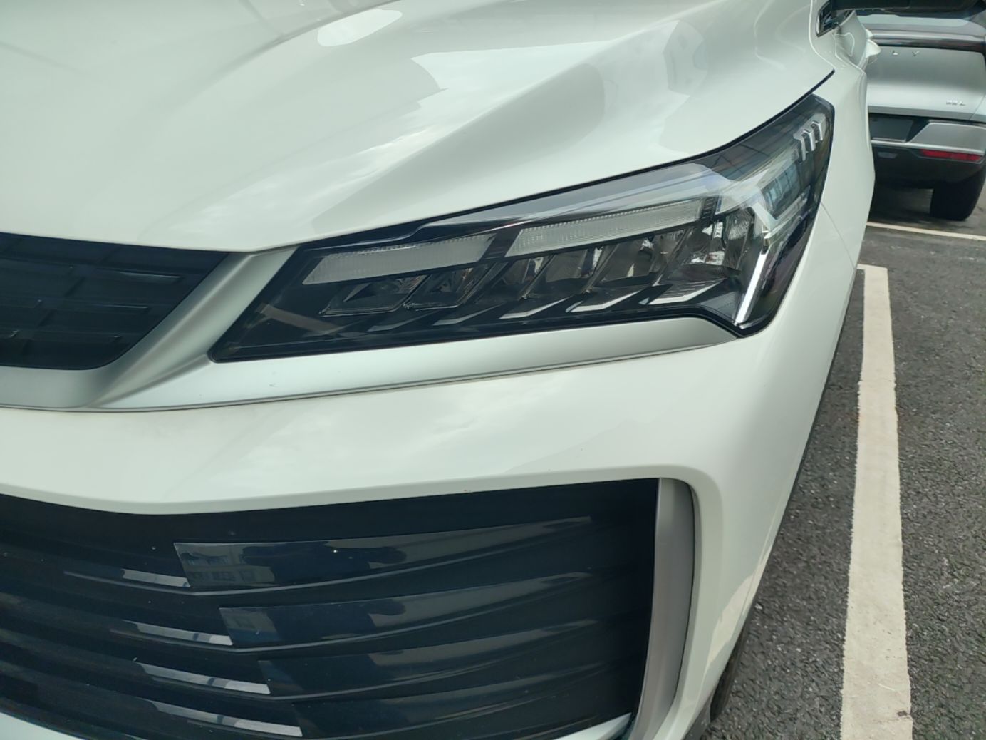 Geely Auto Coolray 2025 Bin Yue L 1.5T DCT Starlight Edition — снимка 8