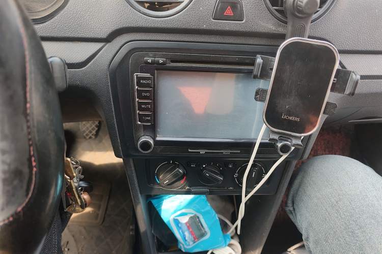 Used Volkswagen Jetta 2013 1.4L Manual Fashion Model