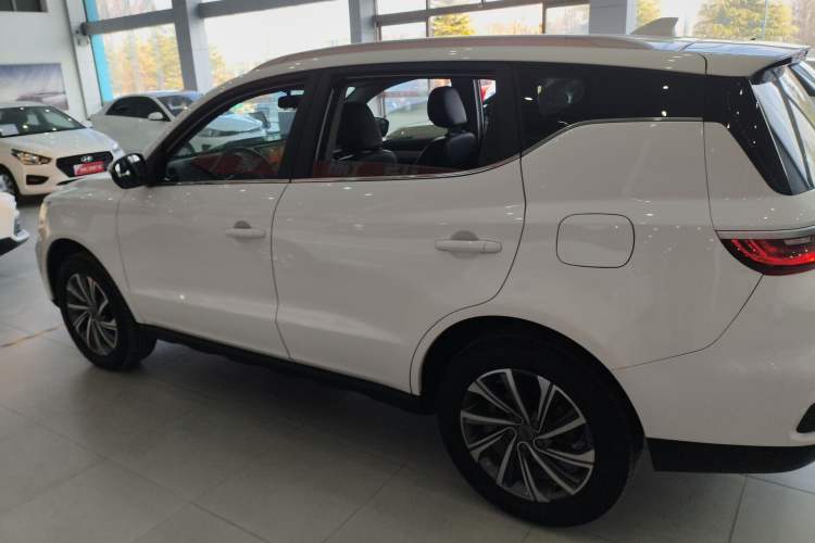 Used Geely Auto Vision X6 2020 1.4T CVT Luxury Edition