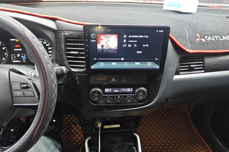 Used Mitsubishi Outlander 2019 2.4L 4x4 Zhi Xiang Edition 5 Seats China VI Standard
