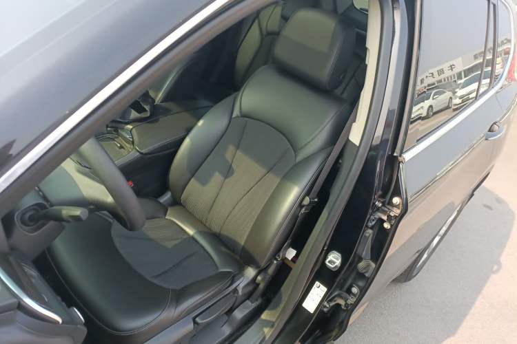 Used Buick Envision 2020 20T Two-Wheel Drive Leading Version
